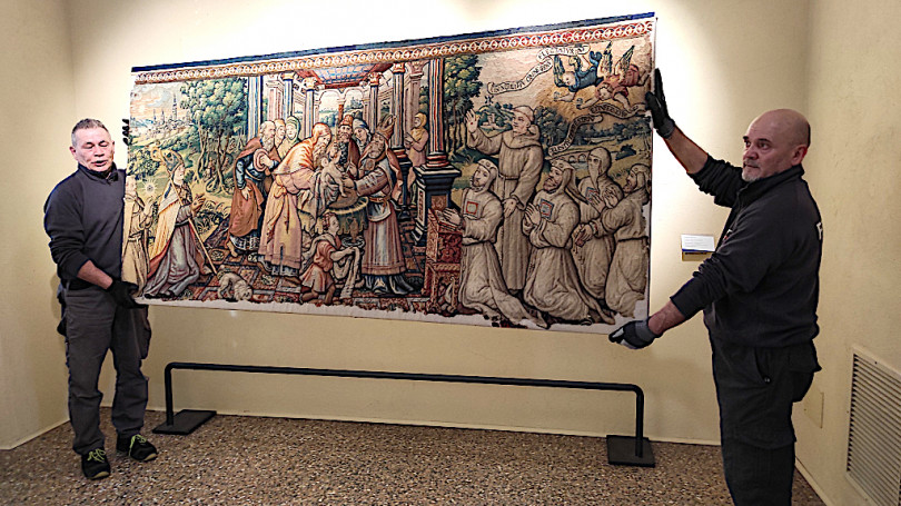 Tre opere dal Museo Civico e dalla Biblioteca esposte a Palazzo del Monferrato